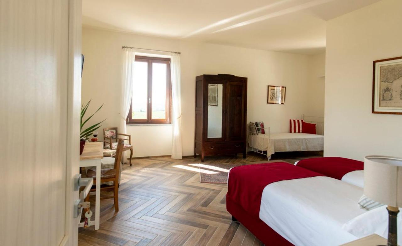 Le Vecchie Persiane - Bed & Breakfast Diano d'Alba Luaran gambar