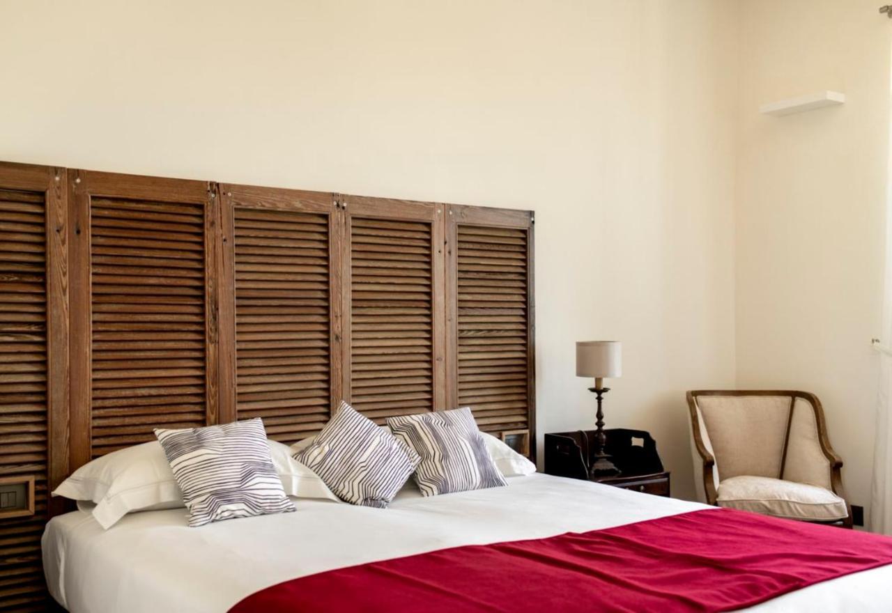 Le Vecchie Persiane - Bed & Breakfast Diano d'Alba Luaran gambar
